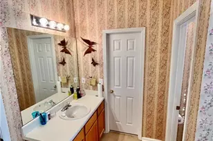 19 Meadow Crest Ct, Powder Springs, GA 30127 - Photo 12