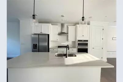 6577 Beacon Drive, Atlanta, GA 30328 - Photo 12