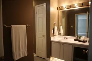 1103 Garden Ct, Atlanta, GA 30328 - Photo 10