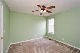 1000 River Plantation Dr, Woodstock, GA 30188 - Photo 32