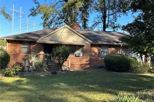 3552 Linecrest Rd, Ellenwood, GA 30294 - Photo 2