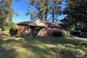 3552 Linecrest Rd, Ellenwood, GA 30294 - Photo 1