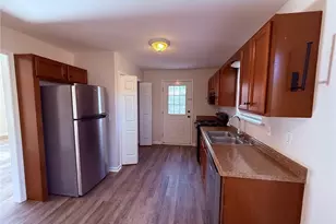 4825 Red Oak Dr, Gainesville, GA 30506 - Photo 4