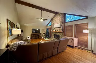 2691 Holly Springs Dr, Snellville, GA 30078 - Photo 4