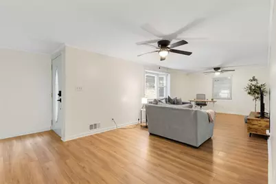 920 Vfw Drive, Stone Mountain, GA 30083 - Photo 8