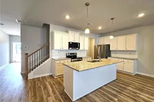 334 Lanier Cir, Woodstock, GA 30189 - Photo 6