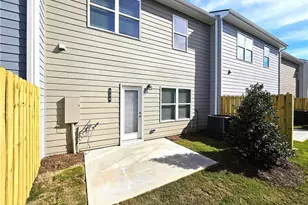 334 Lanier Cir, Woodstock, GA 30189 - Photo 22