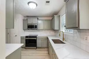 2010 Briar Creek Ct NE, Conyers, GA 30012 - Photo 10