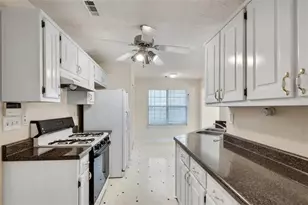 1174 Drawbridge Dr, Riverdale, GA 30296 - Photo 8