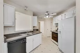 1174 Drawbridge Dr, Riverdale, GA 30296 - Photo 12