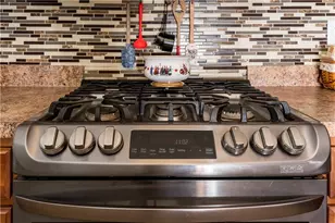 135 Mercer Ln, Cartersville, GA 30120 - Photo 8