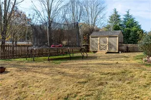 135 Mercer Ln, Cartersville, GA 30120 - Photo 22