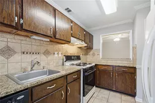 1202 Cumberland Ct SE, Smyrna, GA 30080 - Photo 10