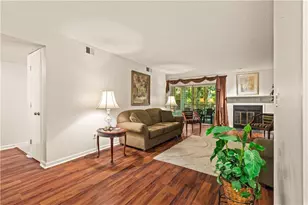 4042 Whitehall Way, Alpharetta, GA 30004 - Photo 4