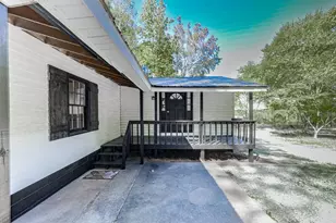 198 Oakhill Cir, Canton, GA 30114 - Photo 6