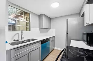 137 Northdale Pl, Lawrenceville, GA 30046 - Photo 10