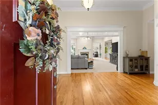 825 Mill Garden Pl, Cumming, GA 30040 - Photo 4