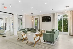 2910 Clairmont Road NE, Atlanta, GA 30329 - Photo 10