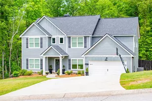 405 Adler Pt, Carrollton, GA 30117 - Photo 2