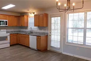 425 Berkshire Dr, Covington, GA 30016 - Photo 14