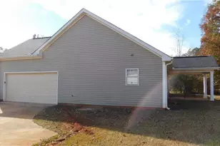 425 Berkshire Dr, Covington, GA 30016 - Photo 6