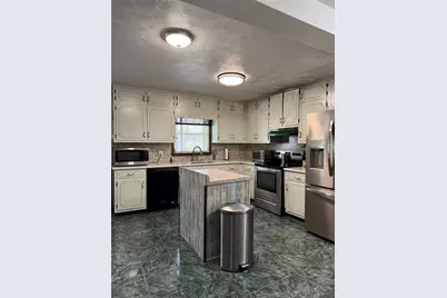 2273 Hampton Trail SE, Conyers, GA 30013 - Photo 6