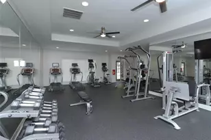 9200 Roberts Dr, Sandy Springs, GA 30350 - Photo 18