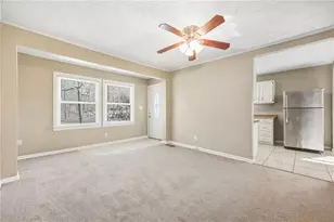 3939 Hillside Ln, Douglasville, GA 30135 - Photo 8