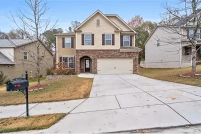 351 The Boulevard, Newnan, GA 30263 - Photo 2