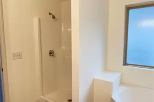 3925 Dunaire Dr, Stone Mountain, GA 30083 - Photo 18