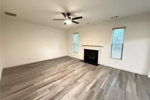 3925 Dunaire Dr, Stone Mountain, GA 30083 - Photo 6