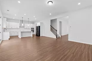 3699 Annsbury Ct, Lilburn, GA 30047 - Photo 10