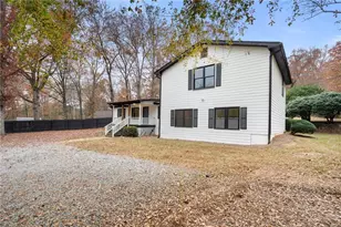 3142 Chamblee Gap Rd, Cumming, GA 30040 - Photo 38