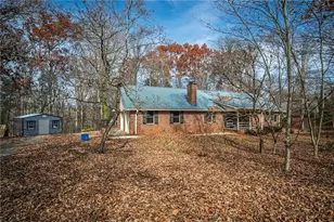 323 McCartan Trl, Clarkesville, GA 30523 - Photo 4