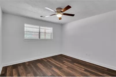 9056 Chestnut Lake Drive, Jonesboro, GA 30236 - Photo 14