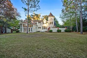 437 Remington Ave, Thomasville, GA 31792 - Photo 2