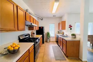 619 Kenridge Way, Suwanee, GA 30024 - Photo 8