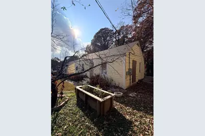 2631 Baker Ridge Drive NW, Atlanta, GA 30318 - Photo 2