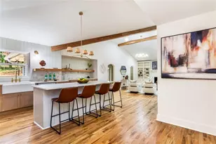 4956 Mountclaire Rd, Stone Mountain, GA 30087 - Photo 10