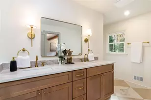 4956 Mountclaire Rd, Stone Mountain, GA 30087 - Photo 32