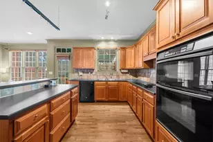 4392 Paces Point Cir SE, Smyrna, GA 30080 - Photo 6