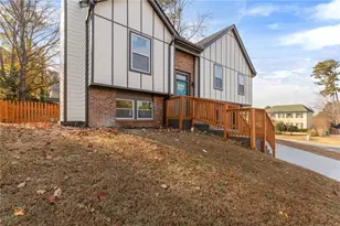 1060 Heatherwood Ct, Norcross, GA 30093 - Photo 2