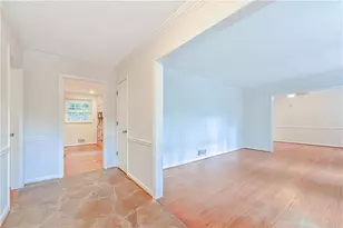 260 River Valley Rd, Atlanta, GA 30328 - Photo 2