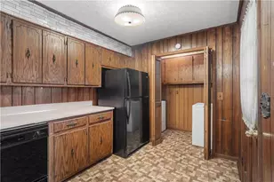 201 Crestmont Dr, Calhoun, GA 30701 - Photo 14