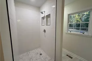 1847 Camellia Dr, Decatur, GA 30032 - Photo 12