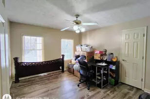 5121 Huntshire Ln, Lilburn, GA 30047 - Photo 32