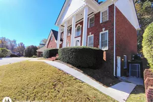 5121 Huntshire Ln, Lilburn, GA 30047 - Photo 4