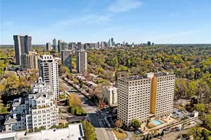 2479 Peachtree Rd NE, Atlanta, GA 30305 - Photo 2