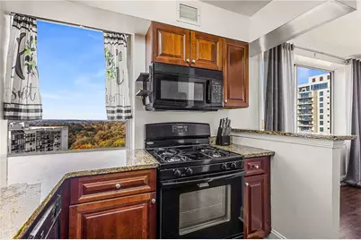2479 Peachtree Road NE #1716, Atlanta, GA 30305 - Photo 22