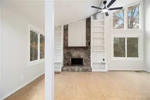 4380 Wood Creek Dr, Marietta, GA 30062 - Photo 8